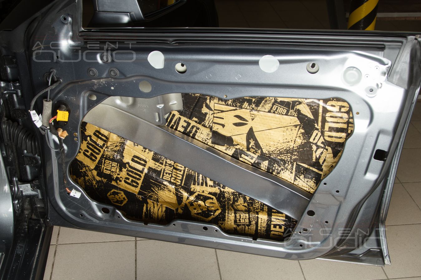 Аудиоподготовка дверей Mercedes CLS и установка акустики Brax и Focal