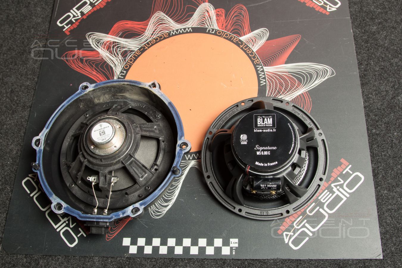 Тыловая акустика в Panamera – не столько для пассажиров, сколько для ClubMusic