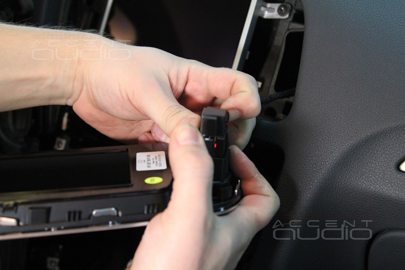 Процесс установки Alpine X701D-A