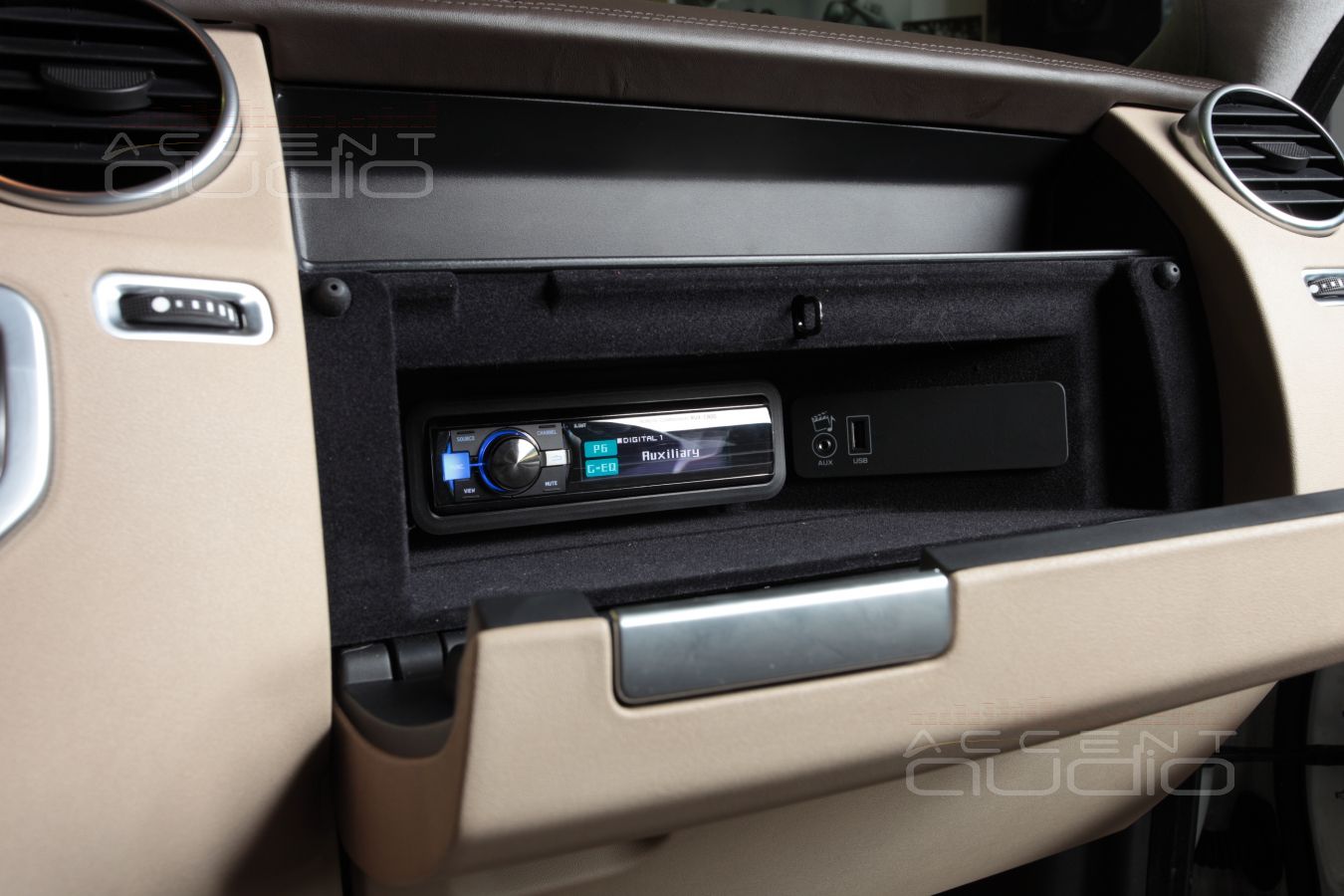 Новая Hi-End аудиосистема в Range Rover Discovery