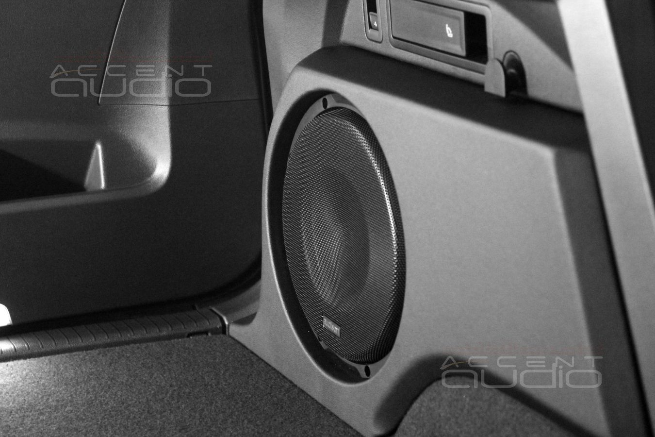 Сабвуфер-стелс – главный бас-гитарист ?