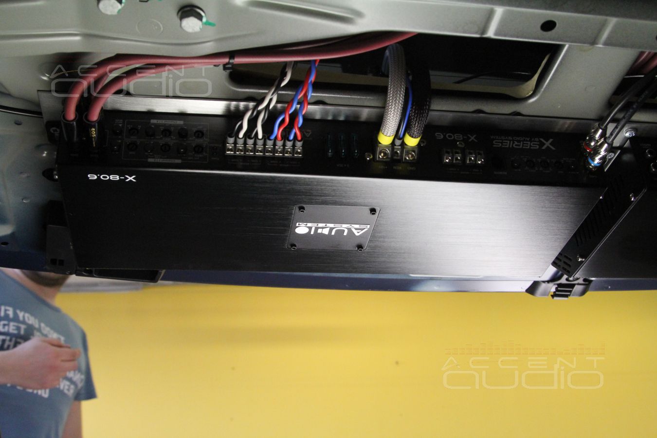 Что нужно для хорошего звука в BMW F30 Установка усилителей