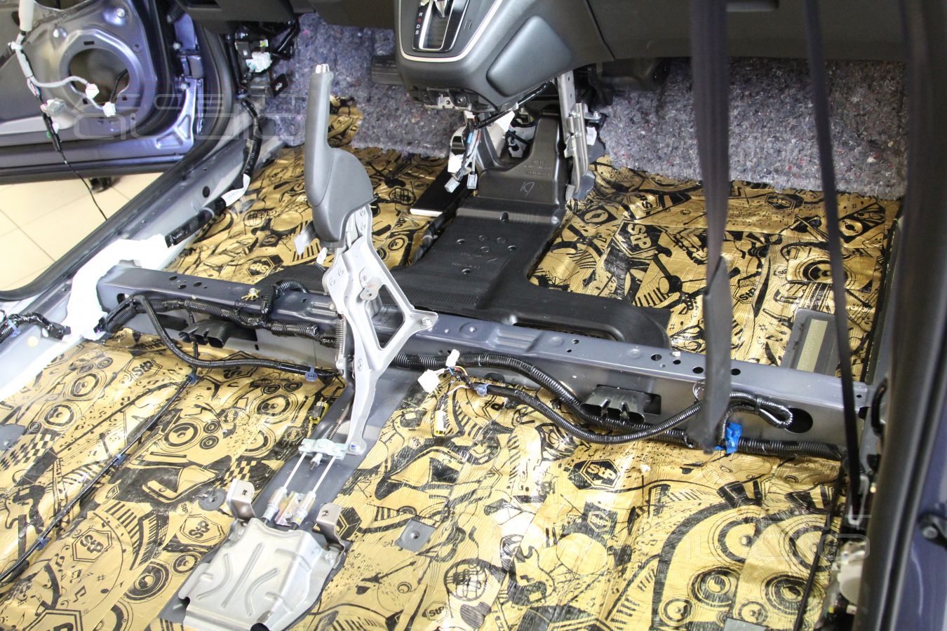 Шумоизоляция Honda CRV