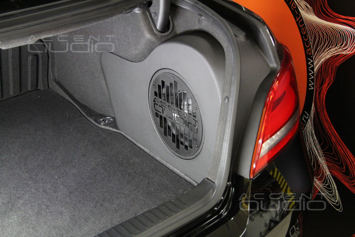 Его величество – сабвуфер JLAudio 10TW3