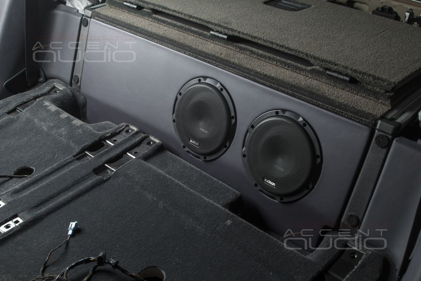 Синий, специальный, сдвоенный сабвуфер стелс для Bentley Bentayga