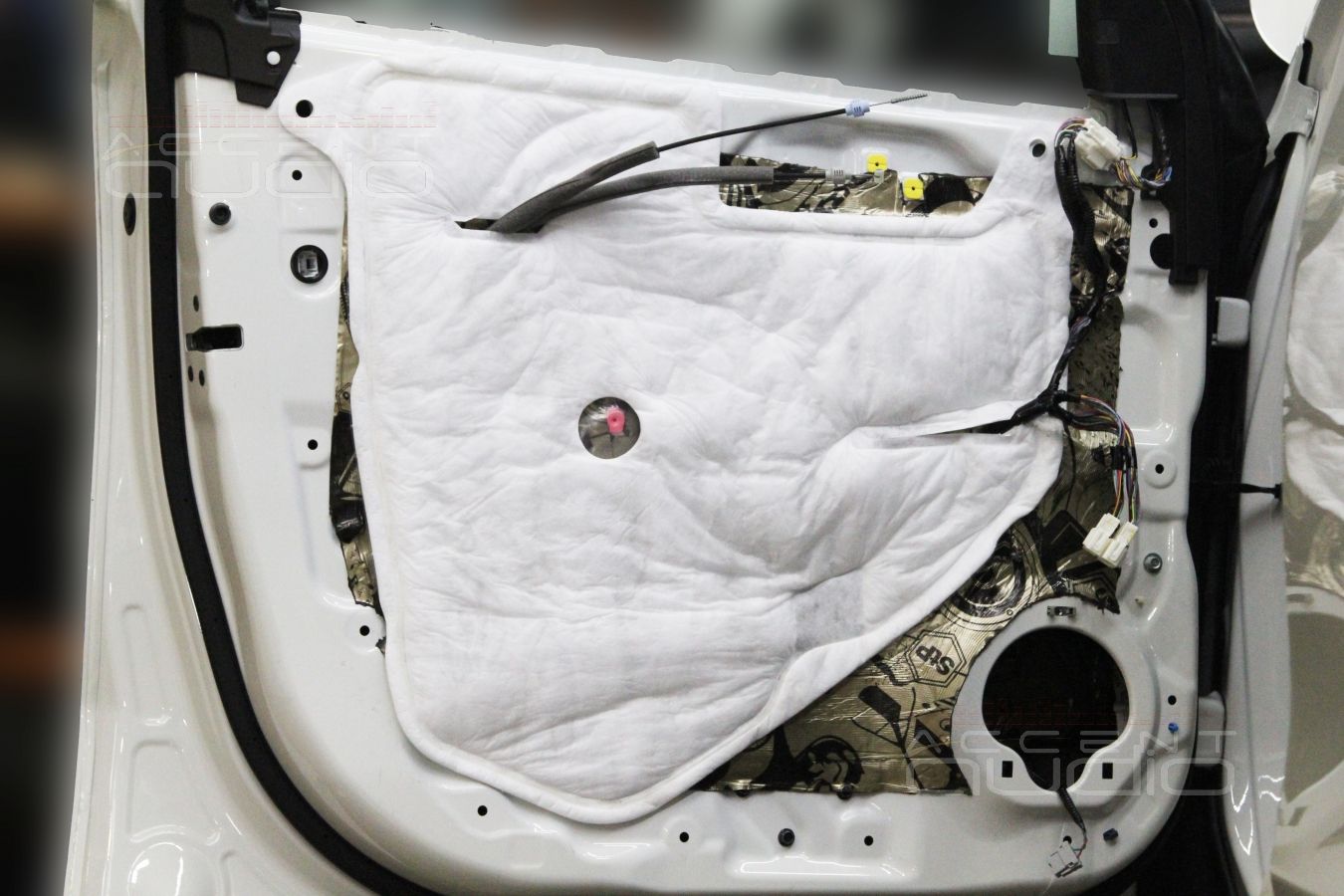 Шумоизоляция дверей Acura MDX