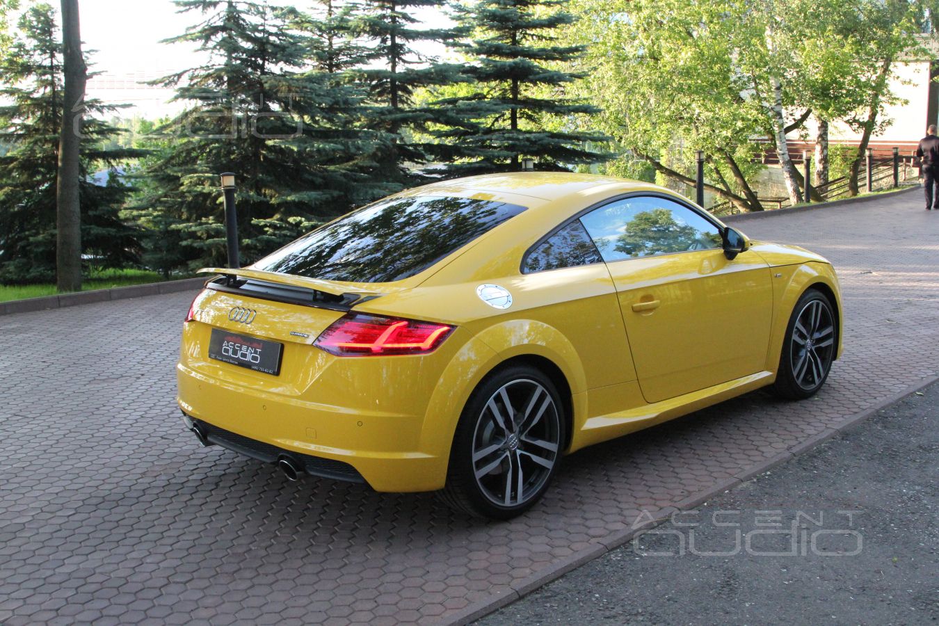 Какой же он? Audi TT
