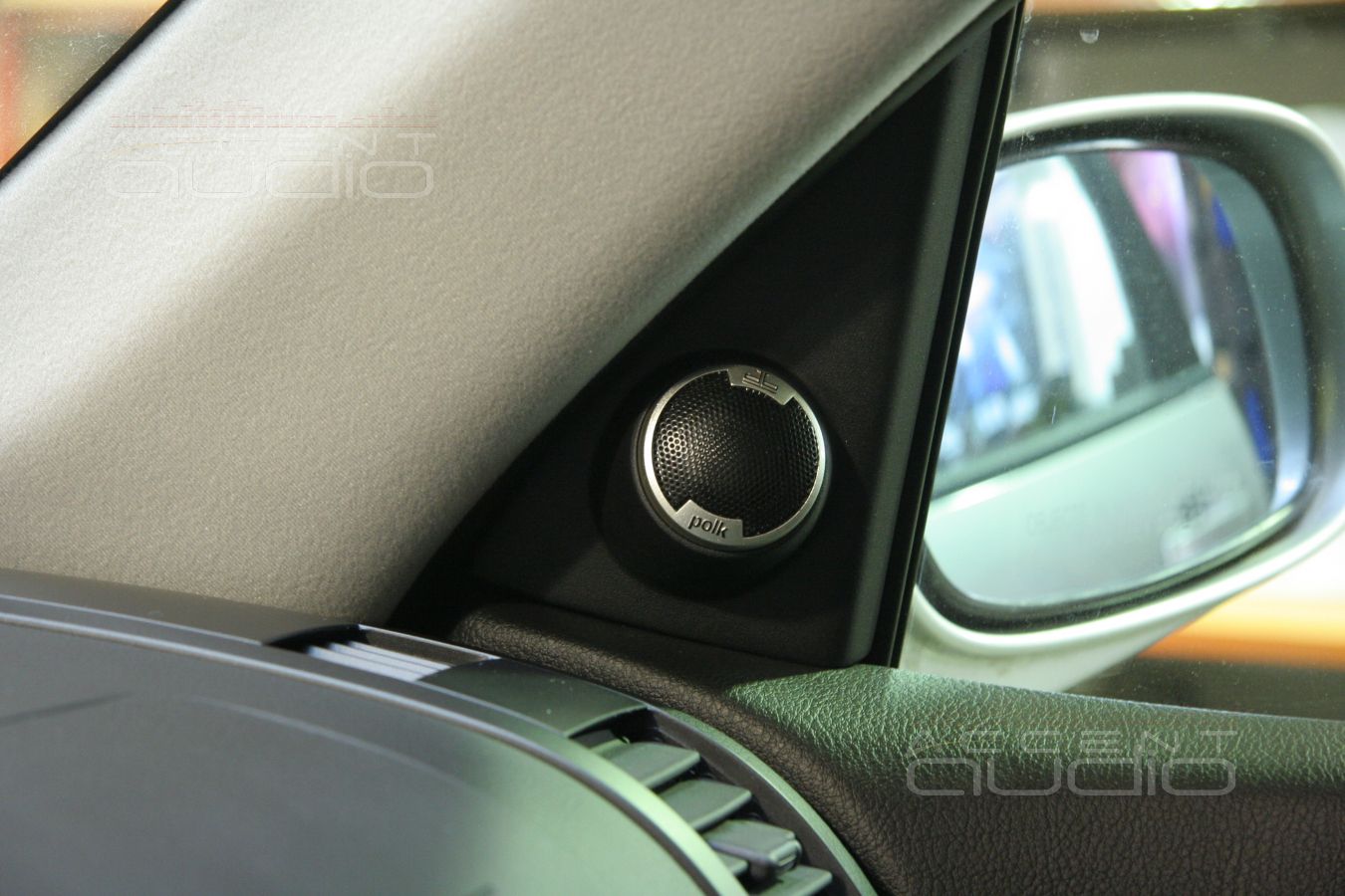 Установка акустики в SsangYong Rexton