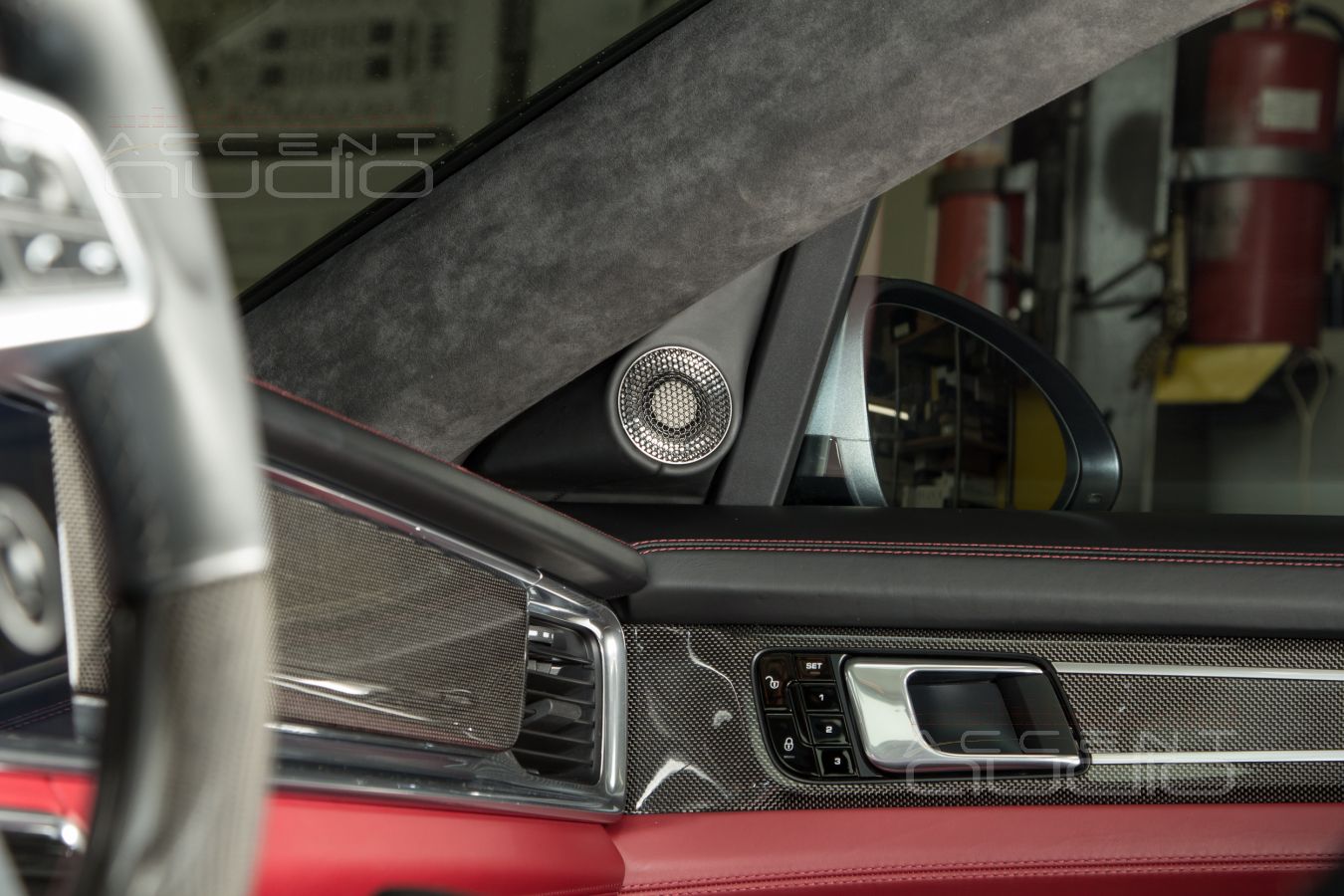 Твитеры Brax GL6 в интерьере Porsche Panamera – стиль и точность