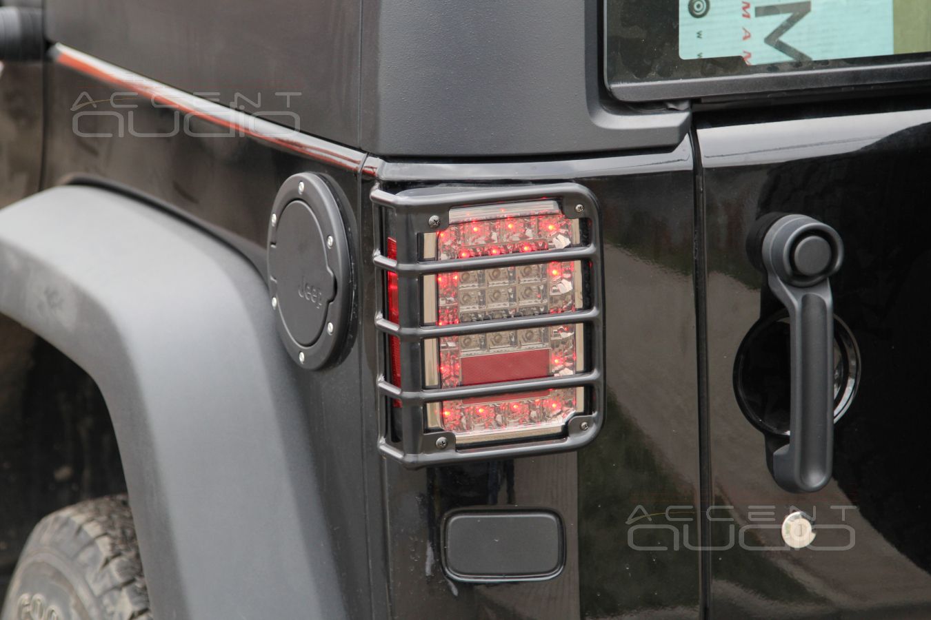 Тюнинг Jeep Wrangler Rubicon Black Edition: кроме аудиосистемы ...