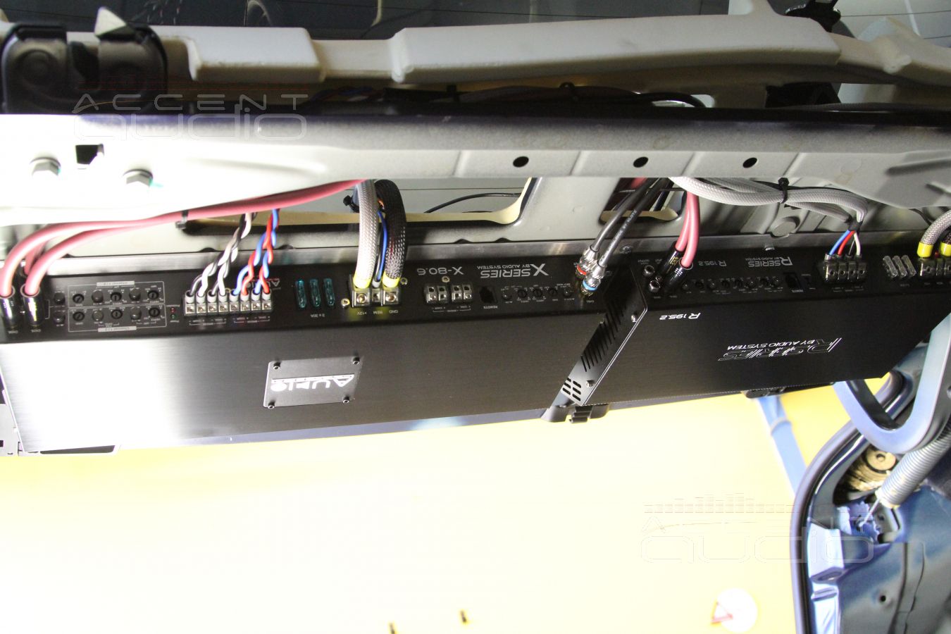 Что нужно для хорошего звука в BMW F30 Установка усилителей