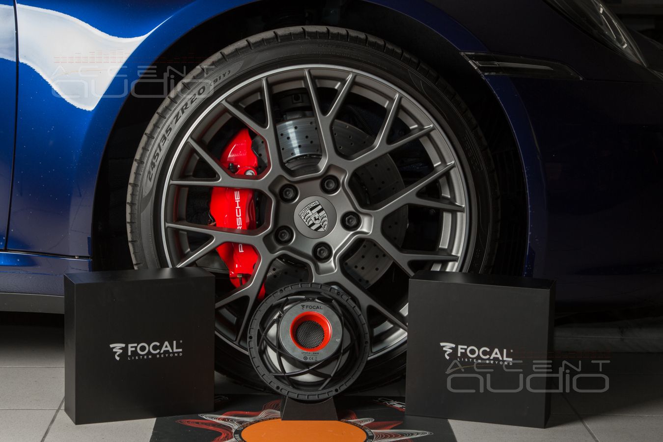 Проект аудиосистемы (не Bose и не Burmester) в Porsche Carrera 911 S