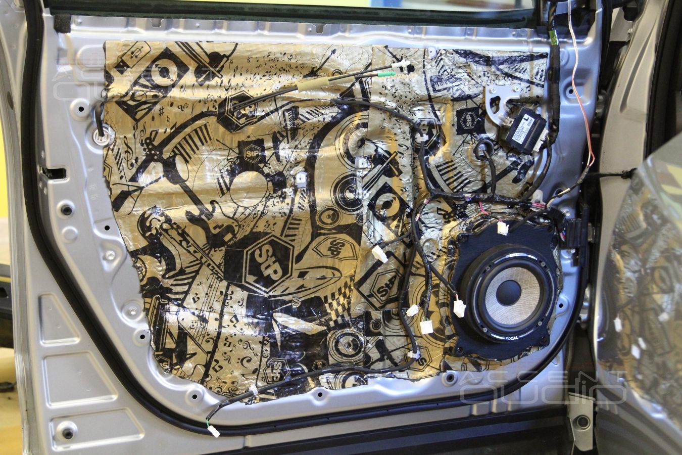 Трехкомпонентная акустика Focal в новом Toyota Highlander