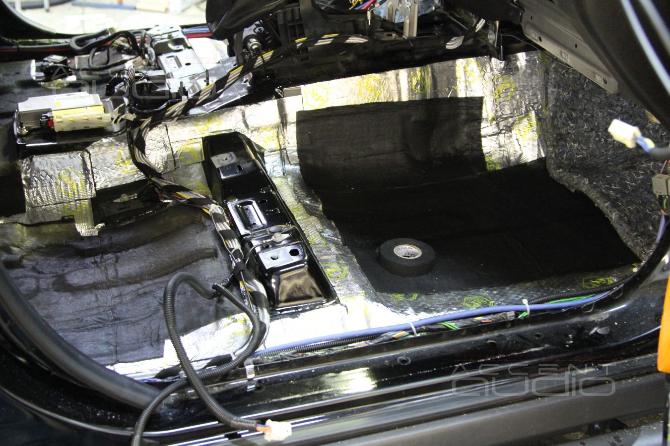 Hummer H3: система вооружения от MDLab