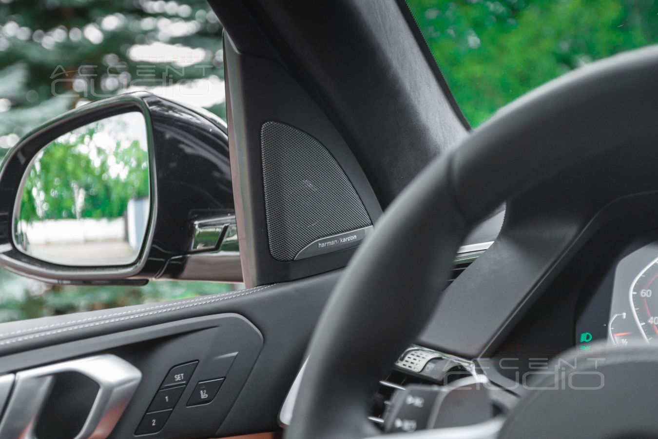 BLAM Signature S 100N24P и Focal IS BMW100 штатно в BMW X5