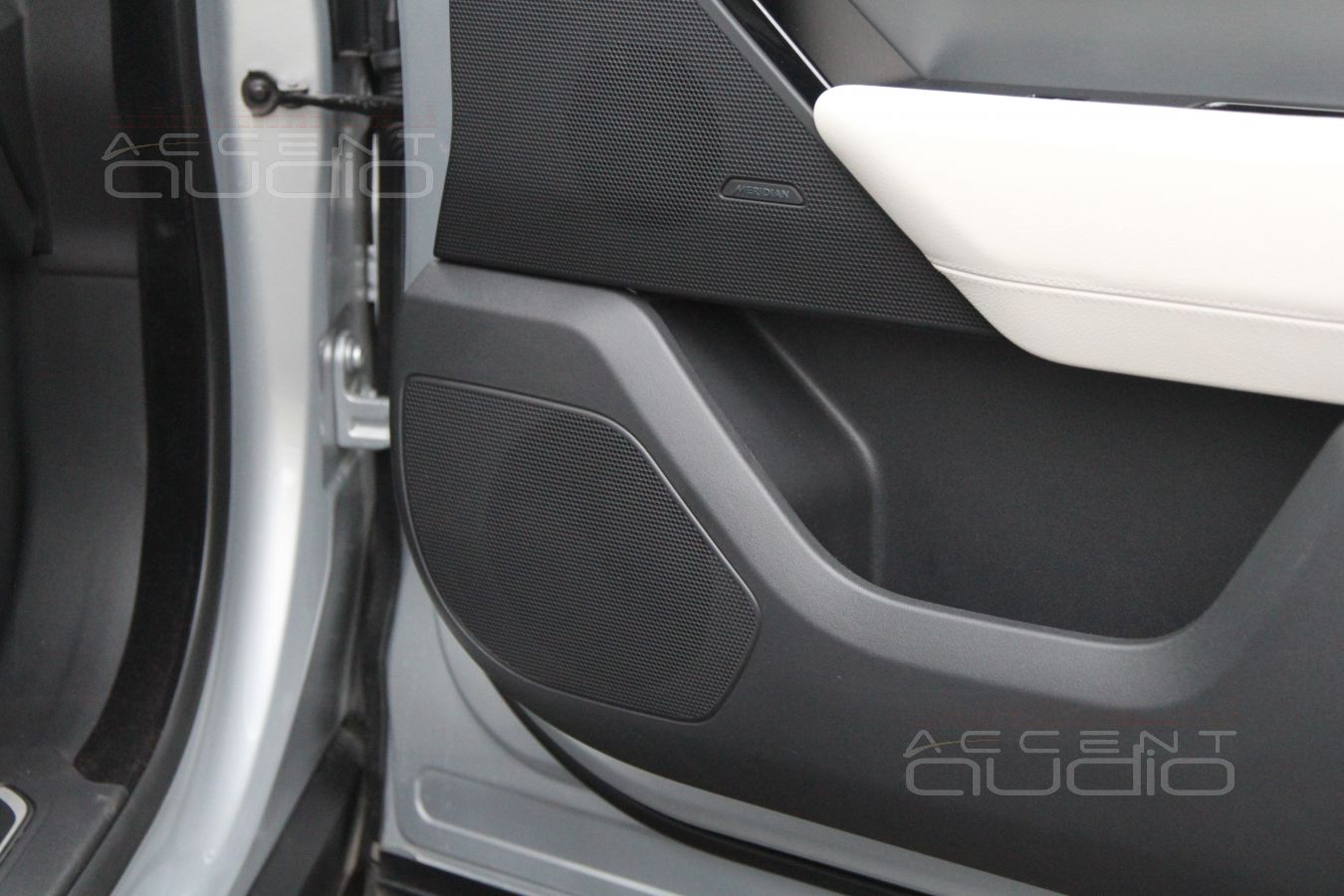 Проектирование аудиосистем для замены Meridian на звучание, достойное марки Range Rover