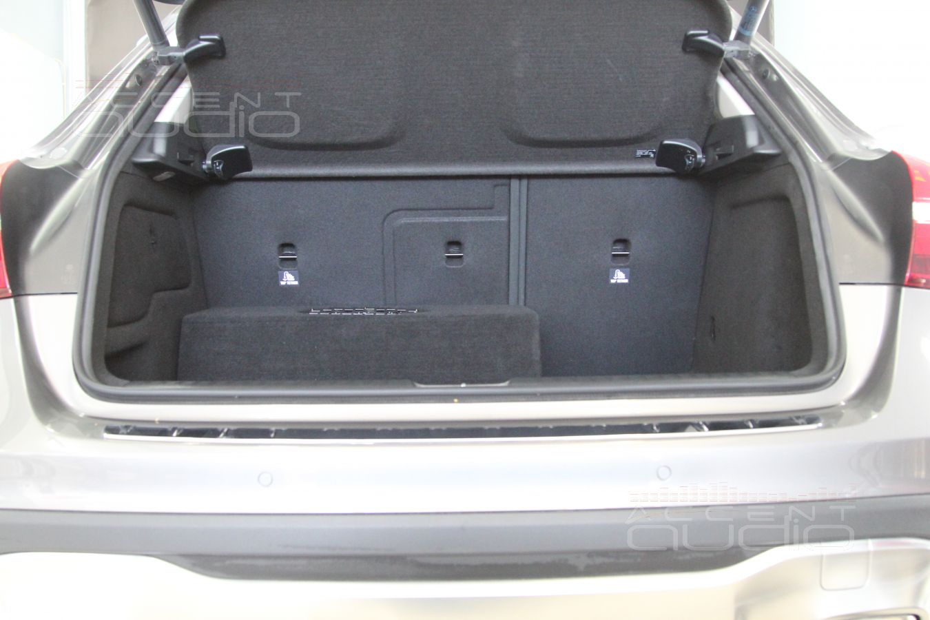 Оригинальный сабвуфер для маленького Mercedes-a Focal P25F(S)lim