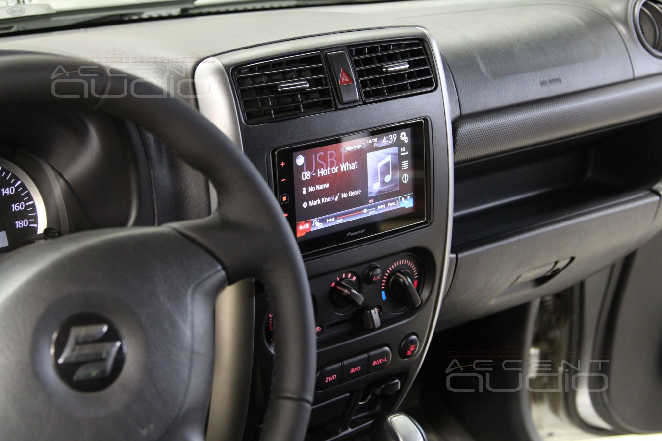 Suzuki Jimny: отличный звук легко и изящно