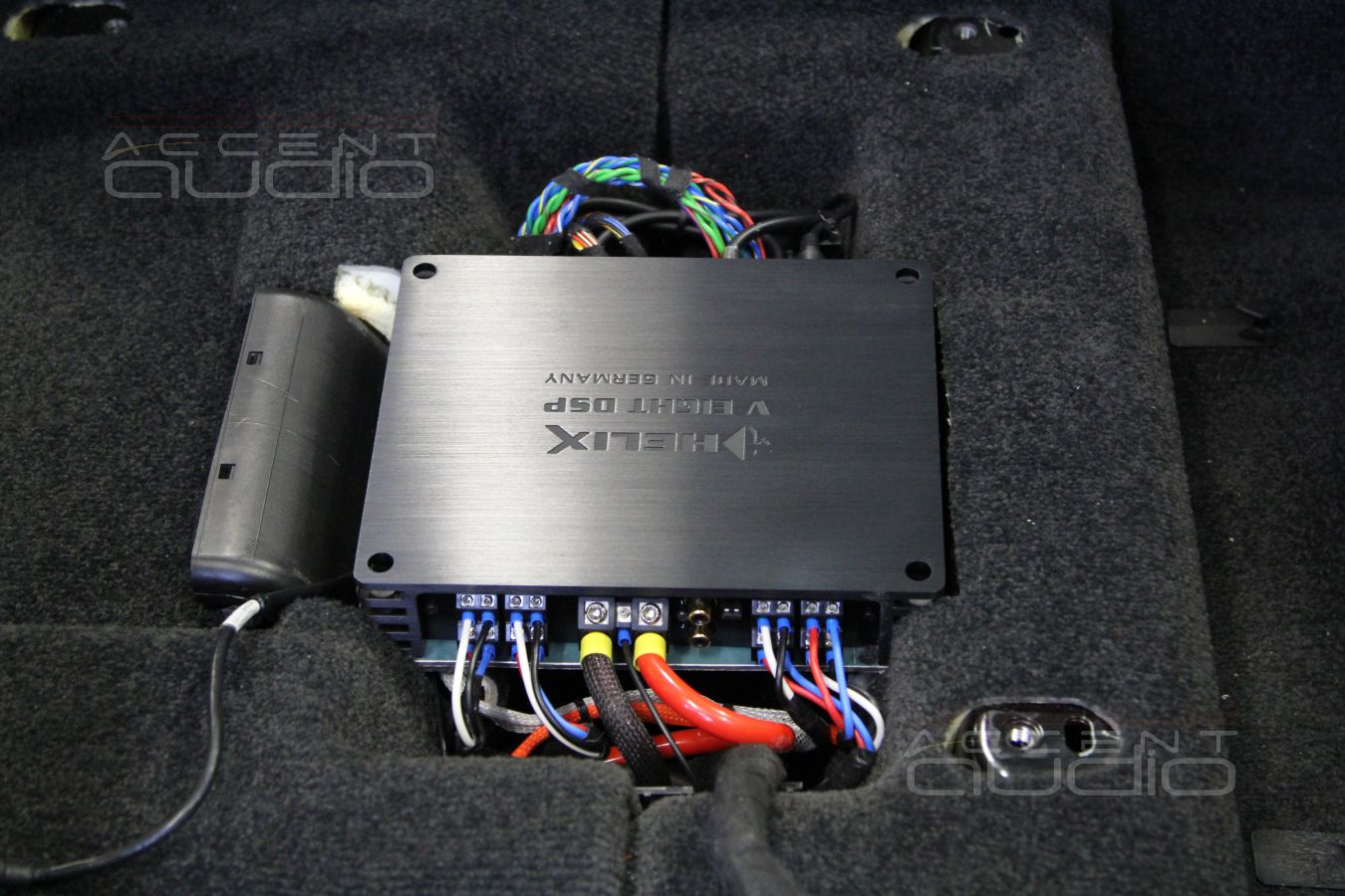 Процессорный усилитель Helix – сердце новой аудиосистемы Range Rover Vogue