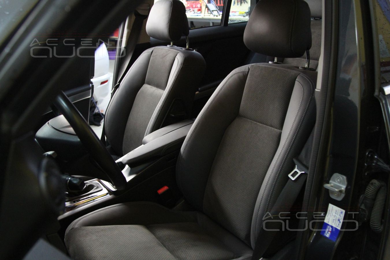 Пошив салона Mercedes GLK