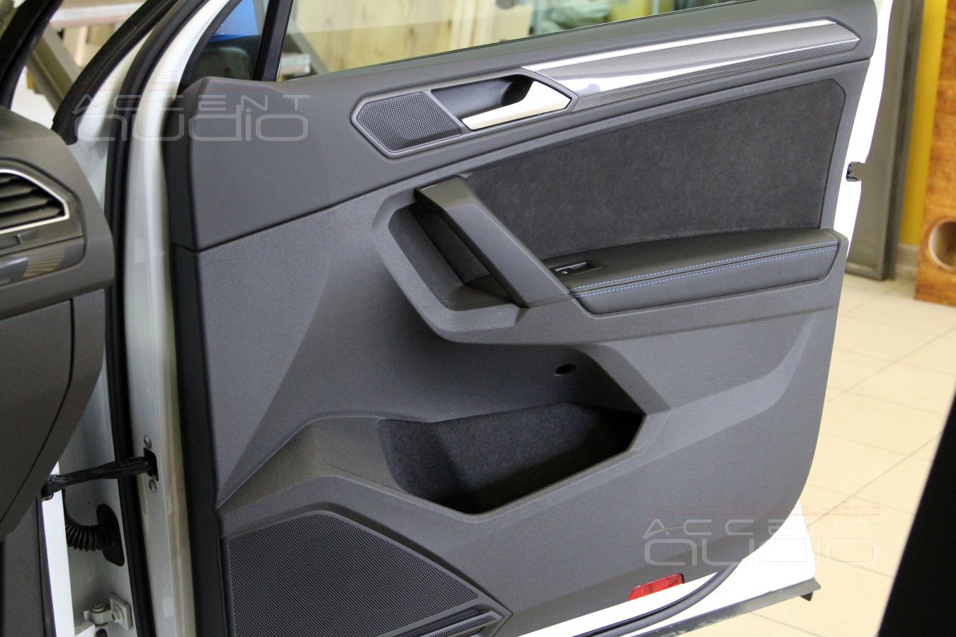 Замените эту убогую ткань !