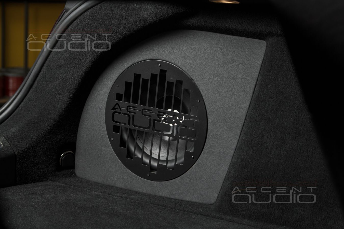 Сабвуфер-стелс и динамик Dego специально для Mercedes-Benz GLE Coupe AMG 53