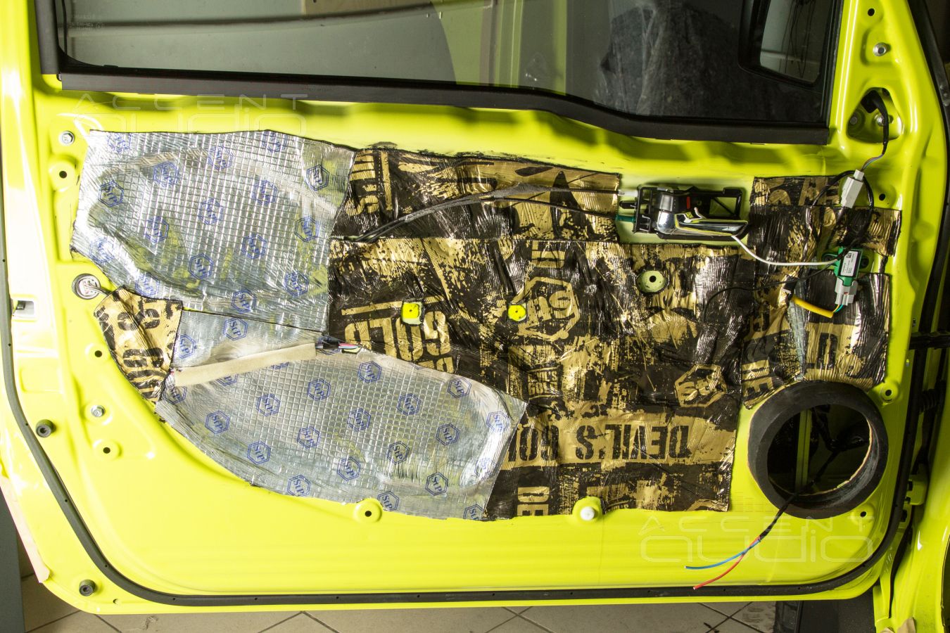 ИГРАЮЩИЕ 165мм немецкие динамики SOAudio в новом Jimny