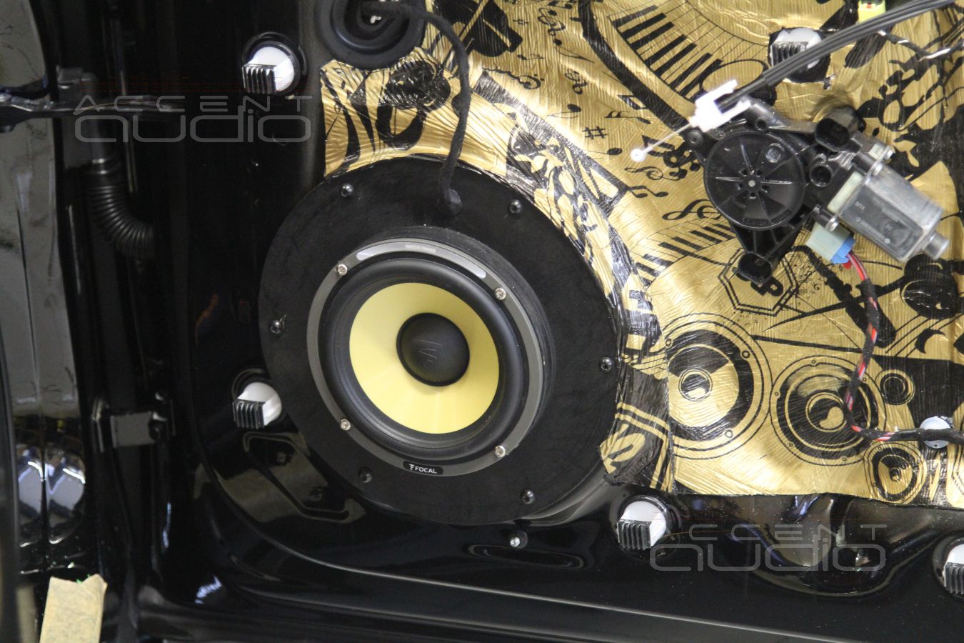 Установка мидбасов 