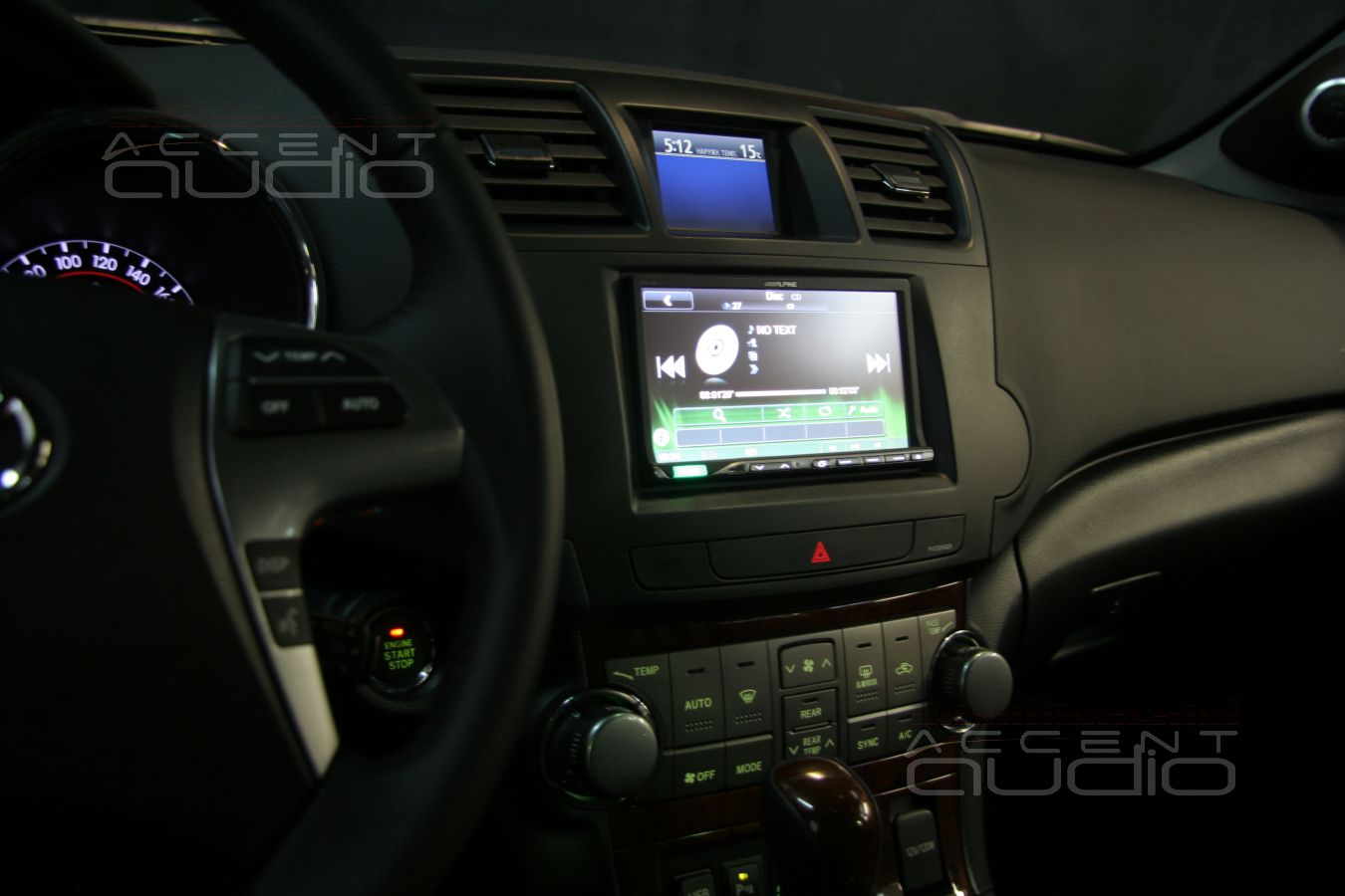 Замена магнитолы в новом Toyota Highlander