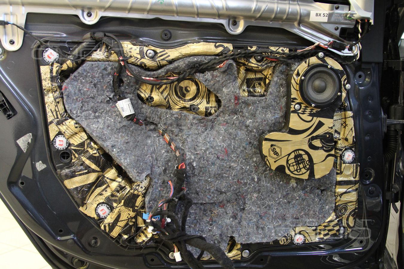 3D печать: правильная установка среднечастотных Brax ML3 в задние двери BMW 730 LD