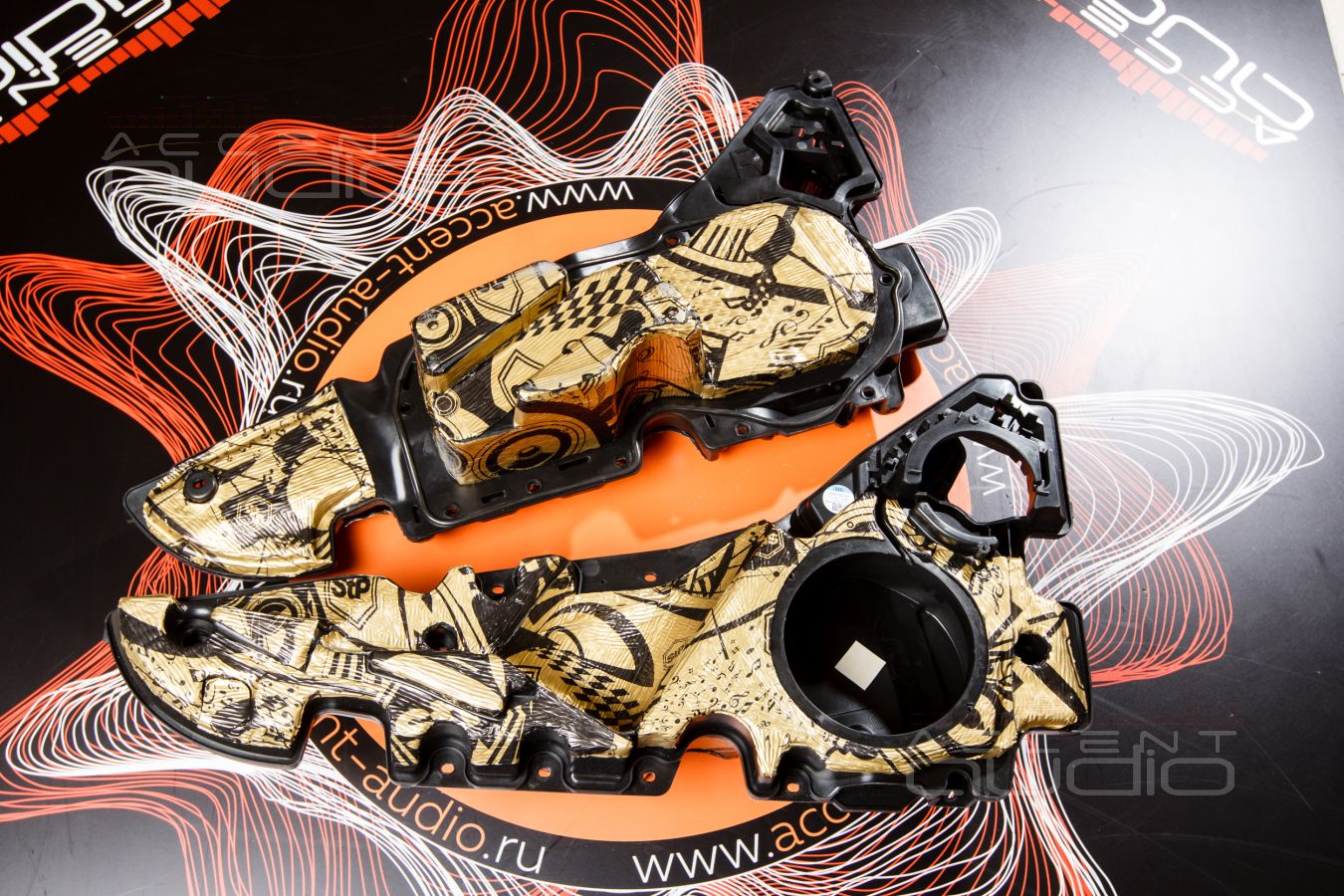 Аудиоподготовка дверей и установка мидбасов Dego Master 2000 в дверные ящики Audi Q8