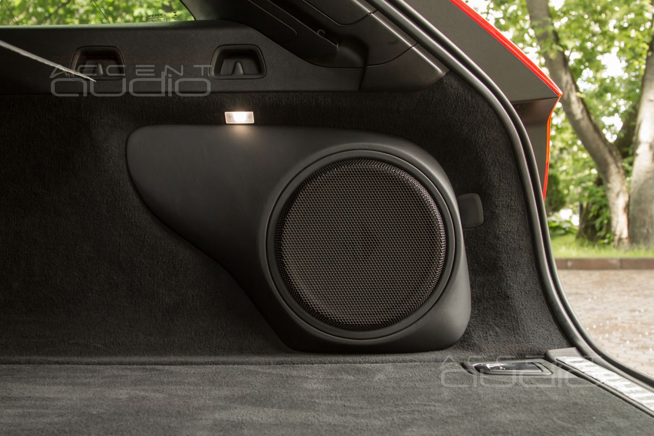 Новый, оригинальный, деревянный, стильный, компактный сабвуфер для Volvo V90 Cross Country