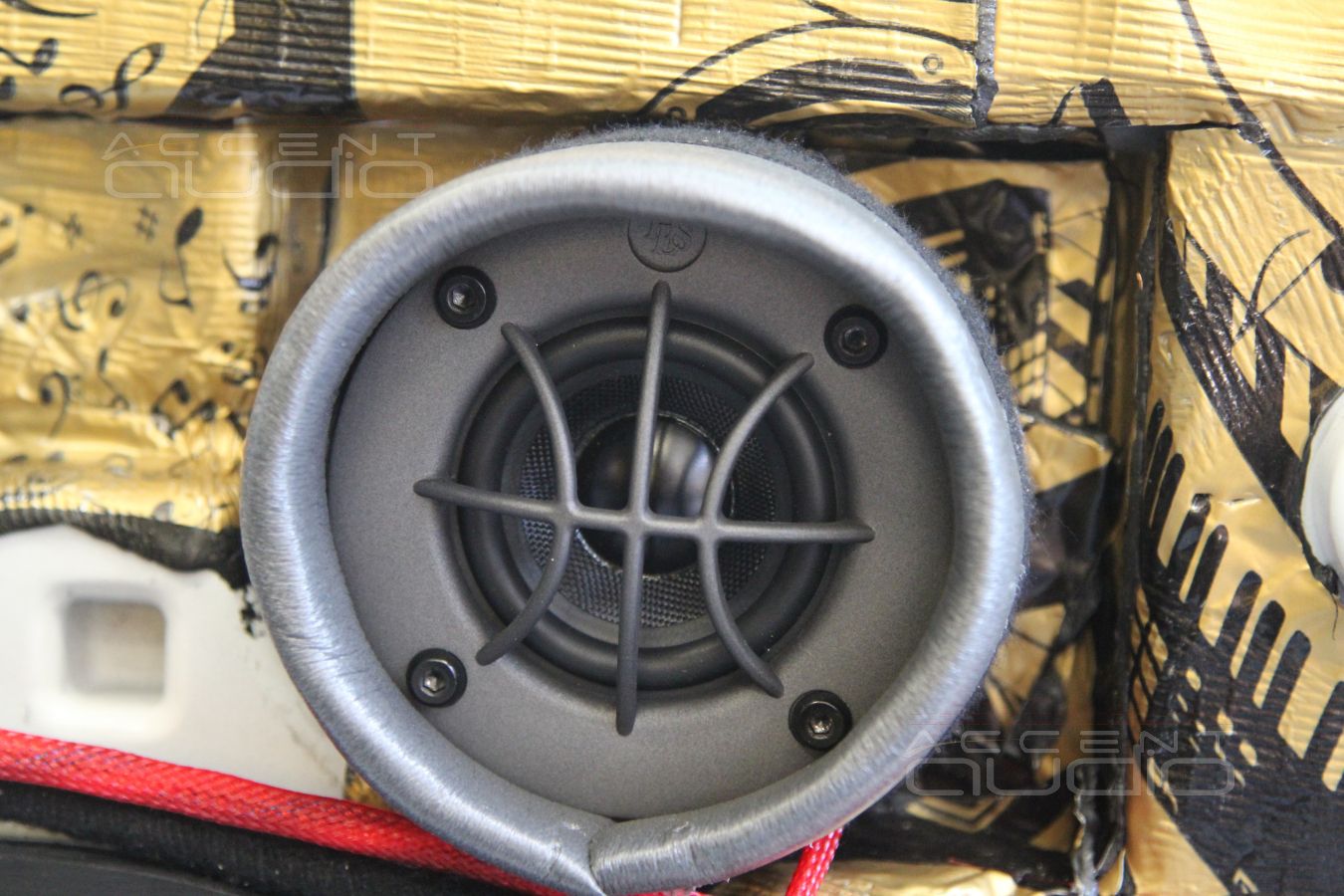 Установка DLS RZ6.2i в Chevrolet Corvette Z06