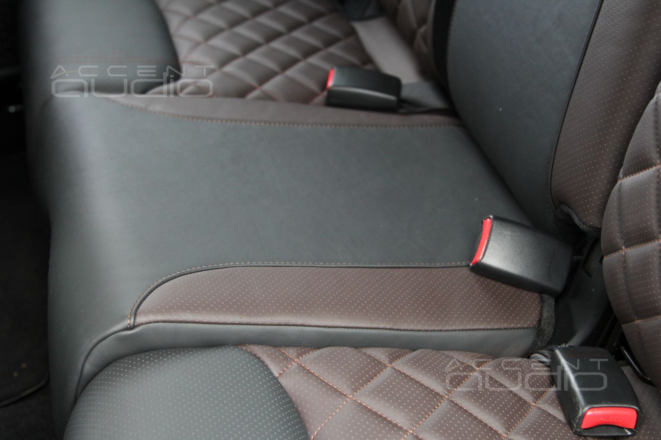 Эксклюзивный кожаный салон Jeep Wrangler