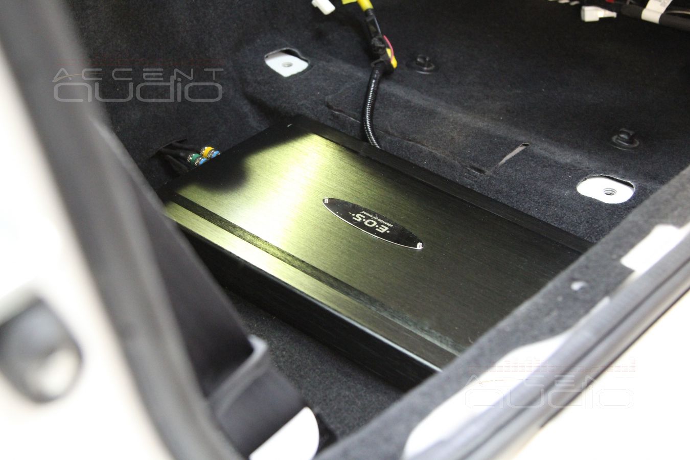 Установка усилителей E.O.S в Toyota GT86