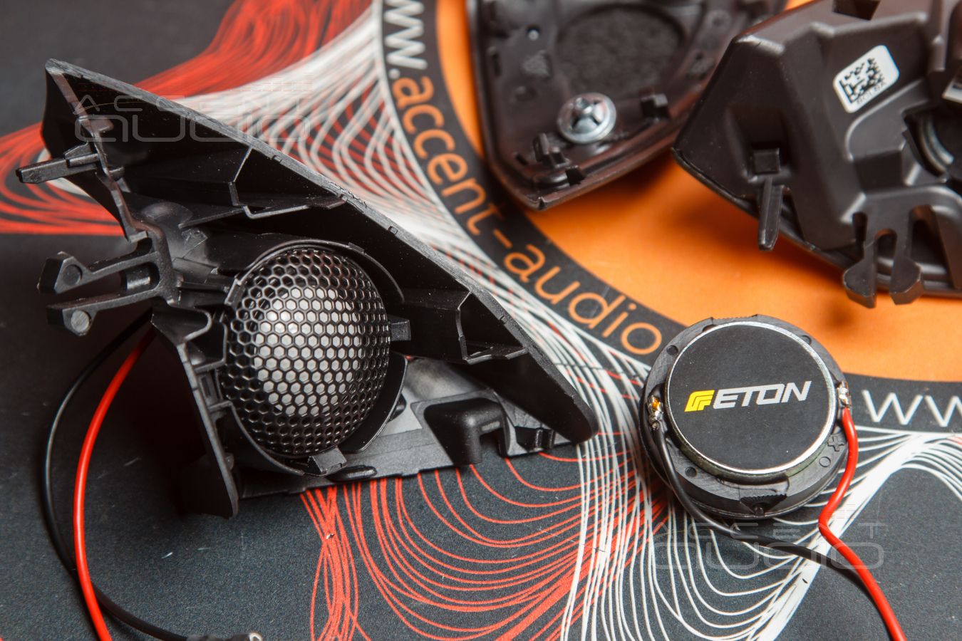 Штатное размещение: НЕ Harman, но Eton – новые твитеры в MB CLS