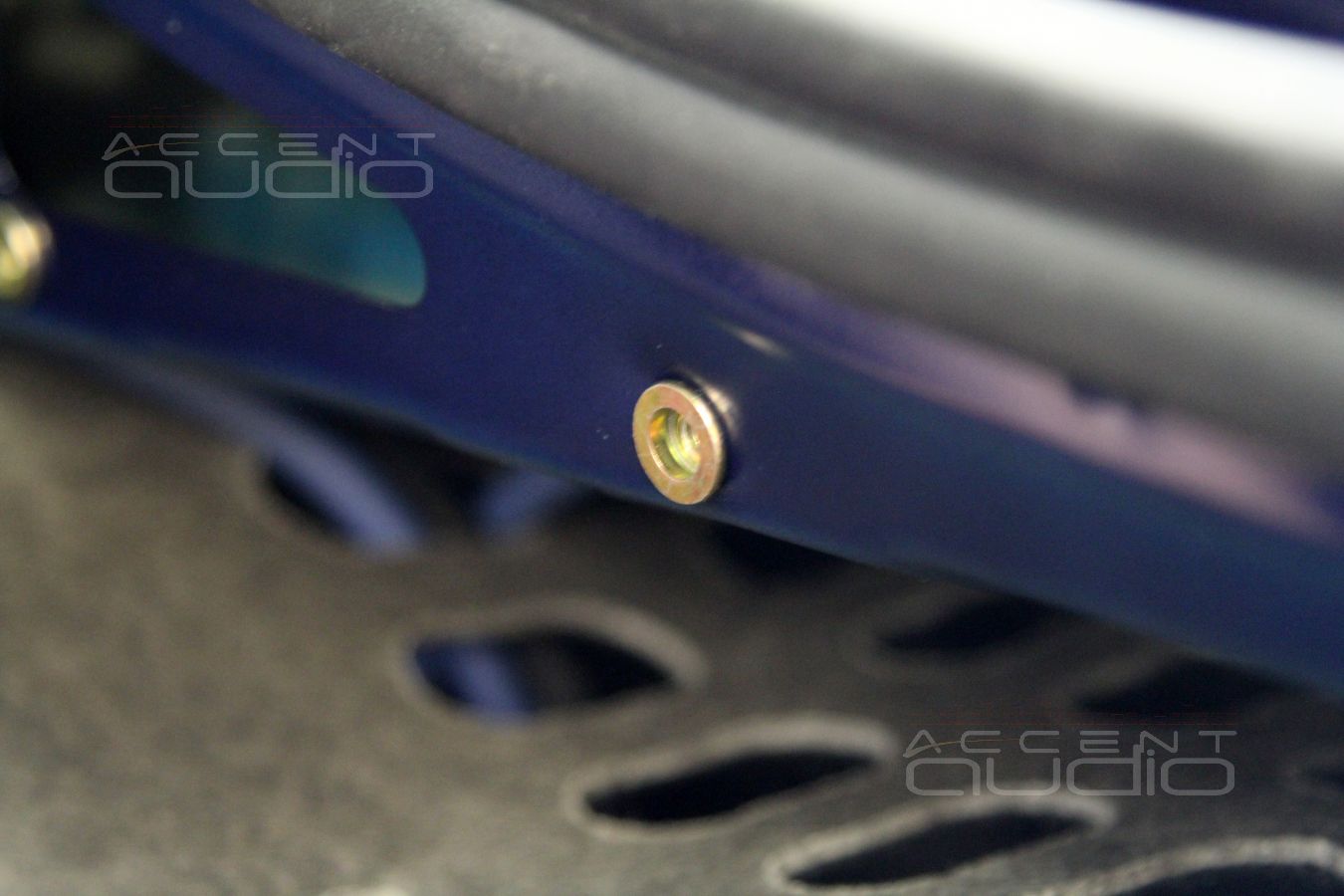 Установка усилителя и аудиопроцессора: второй вариант