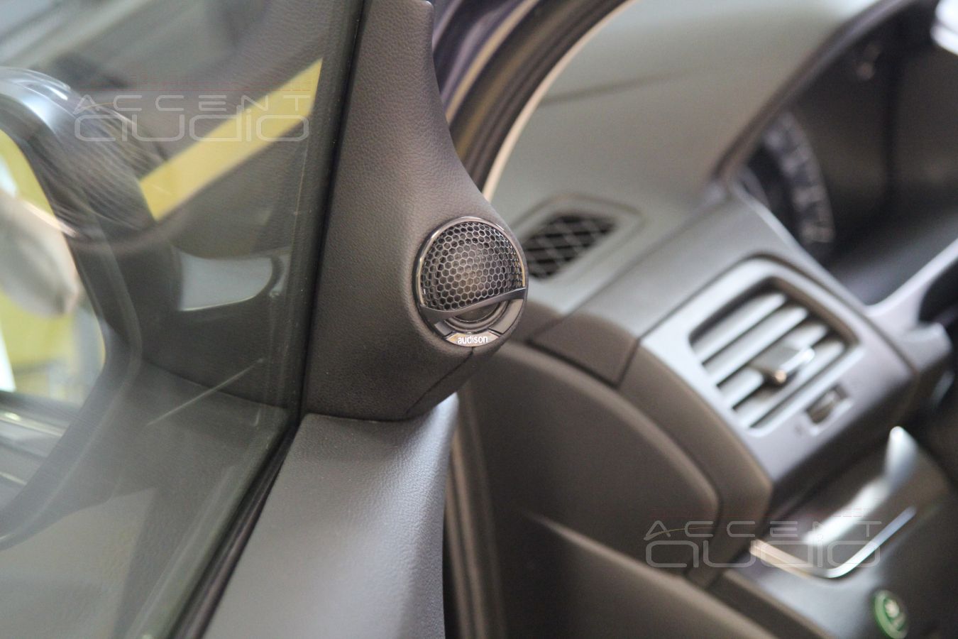 Правильная установка твитеров в Honda CRV