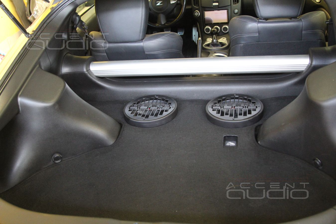 Изготовление и установка сдвоенного сабвуфера Alpine SWR 8D2 В Nissan 370Z