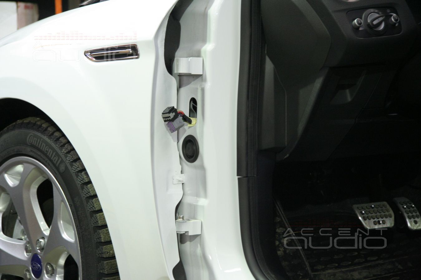 Установка мидбасов