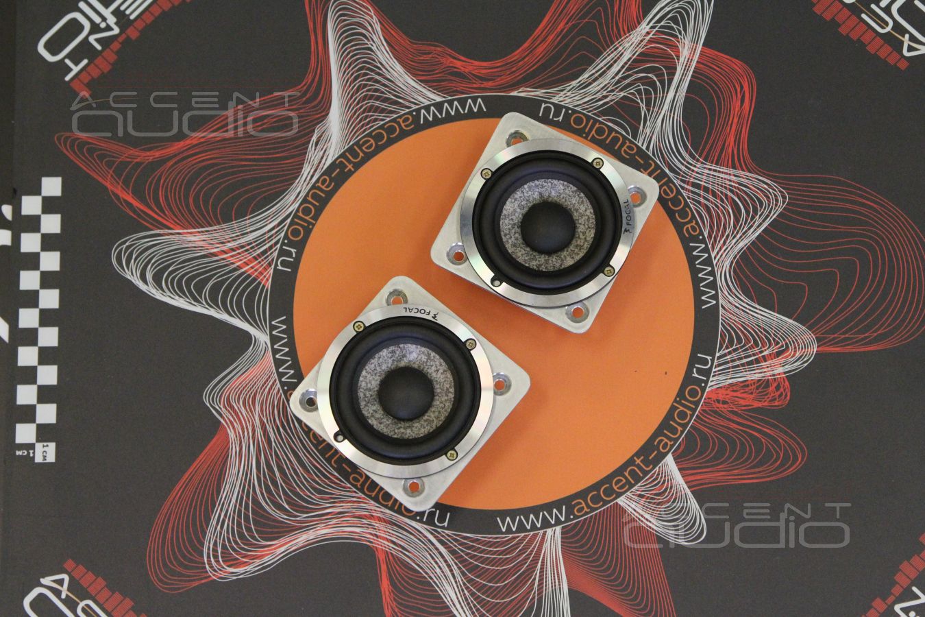 Установка среднечастотных динамиков Focal Utopia Be Midrange 3W2 в Infiniti Q50