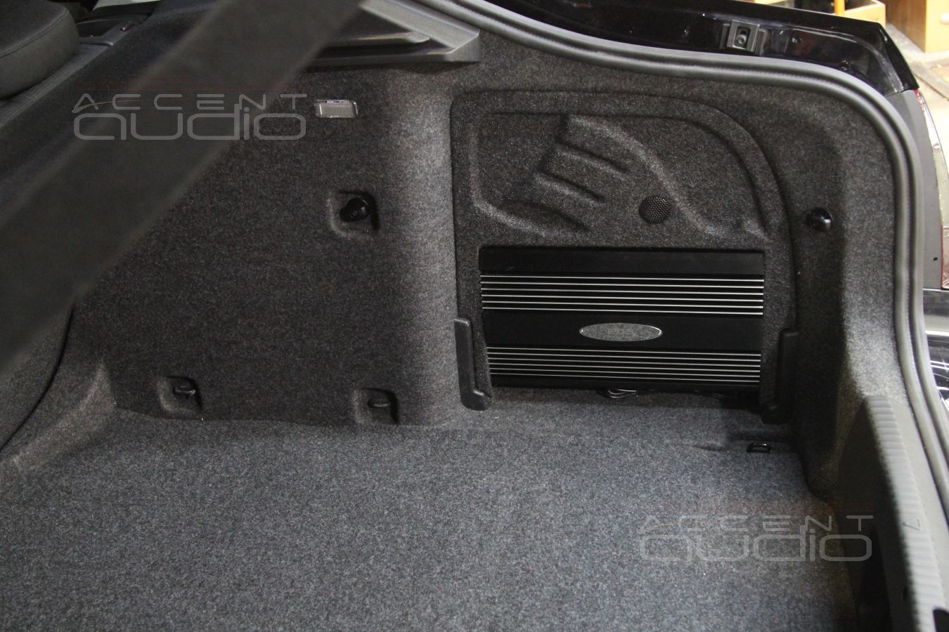 Установка усилителей и процессора в Skoda Octavia 3