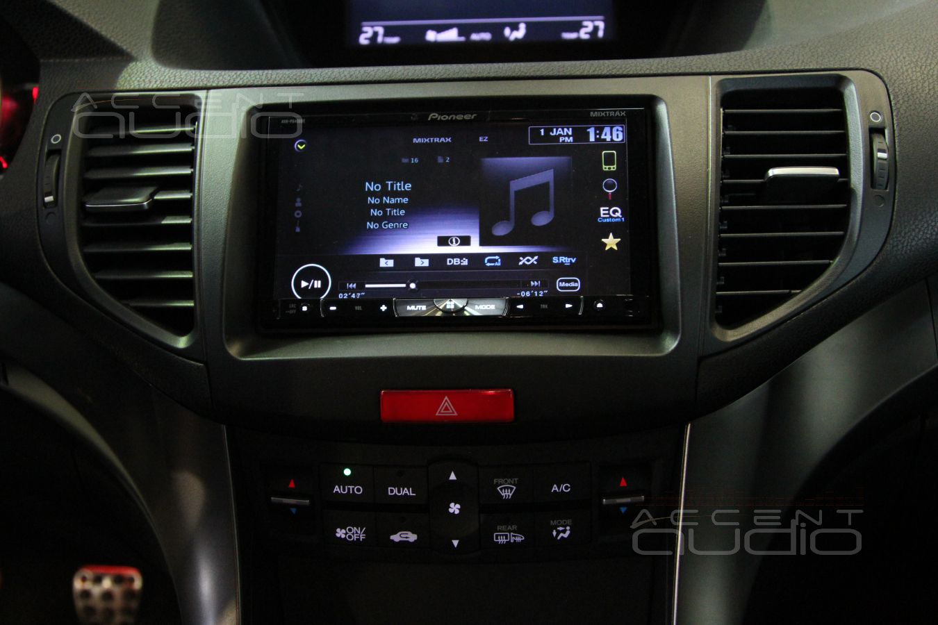 Установка магнитолы Pioneer AVH-P8400BT