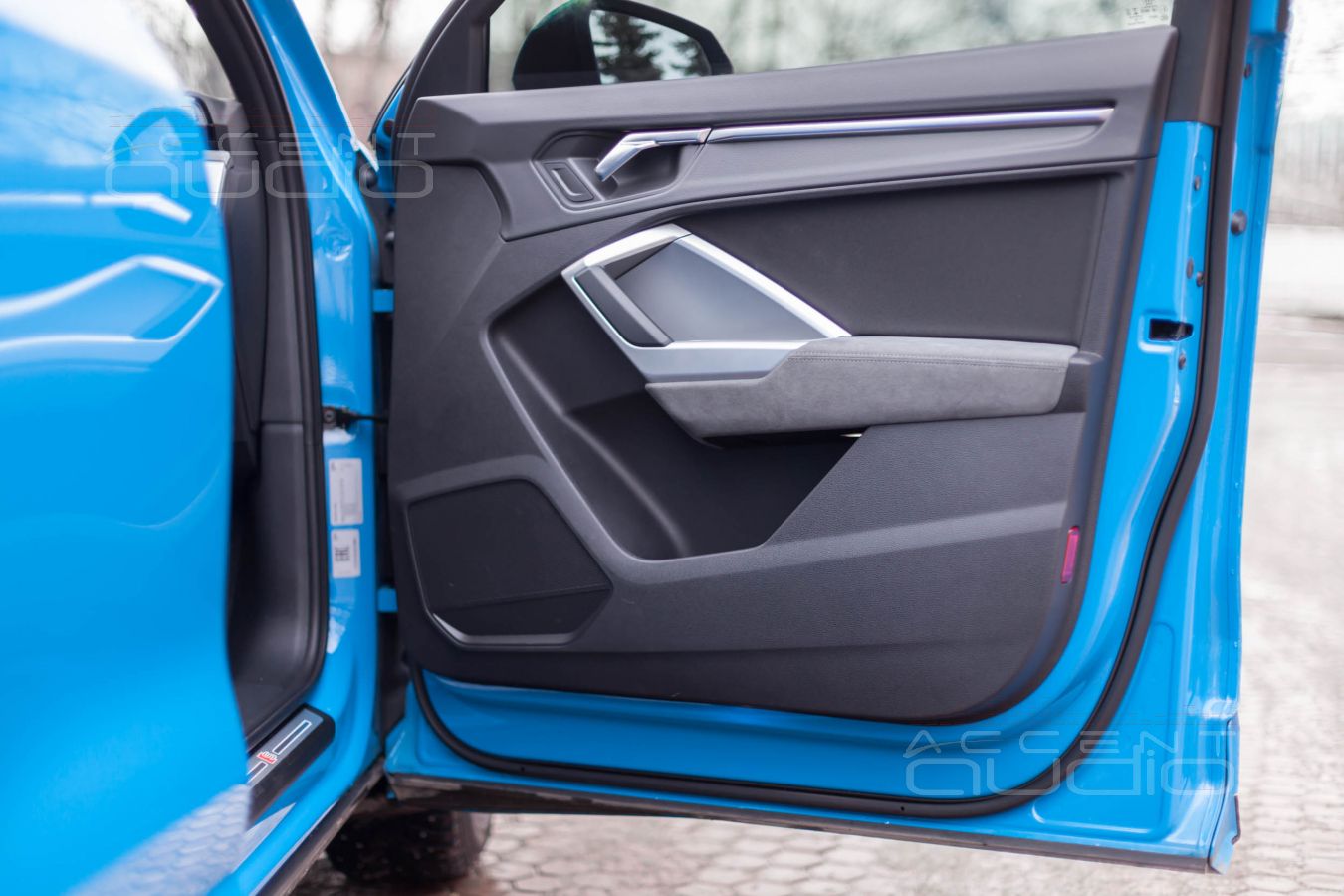 Установка новой акустики в Audi Q3: аудиоподготовка дверей и Focal Flax