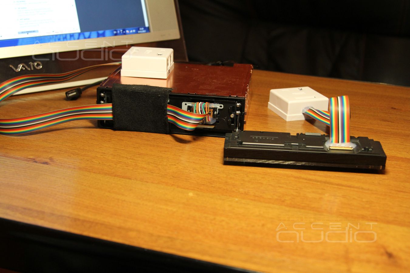 Установка Pioneer DEX-P99RS в BMW 30