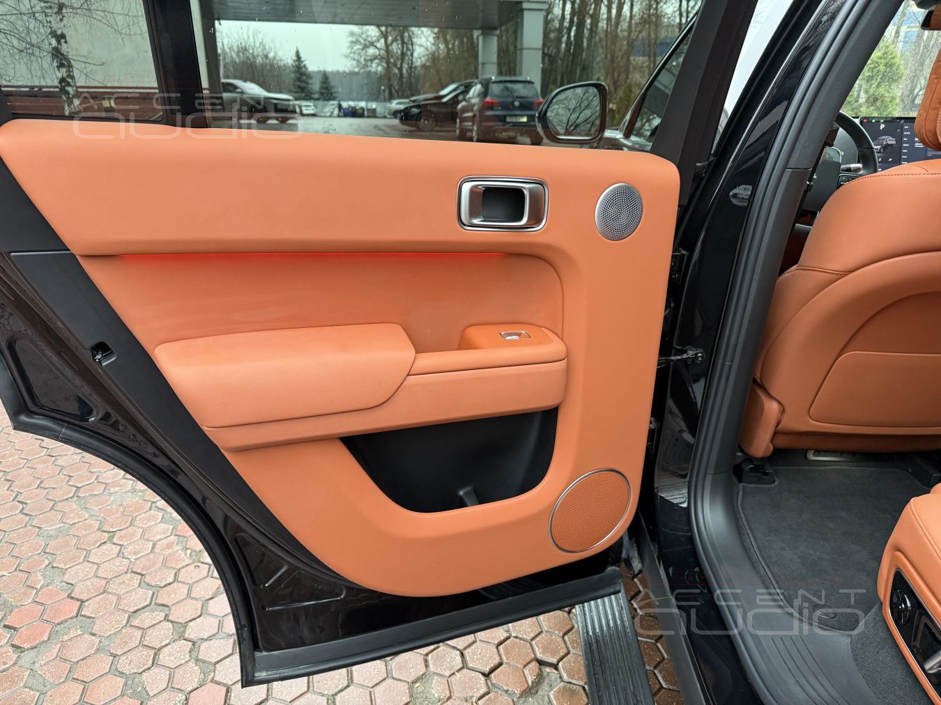 Тыловая акустика правильно – широкополосное решение для Lixiang Li7