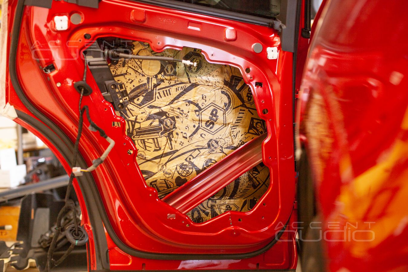 О шумоизоляции Volvo XC60