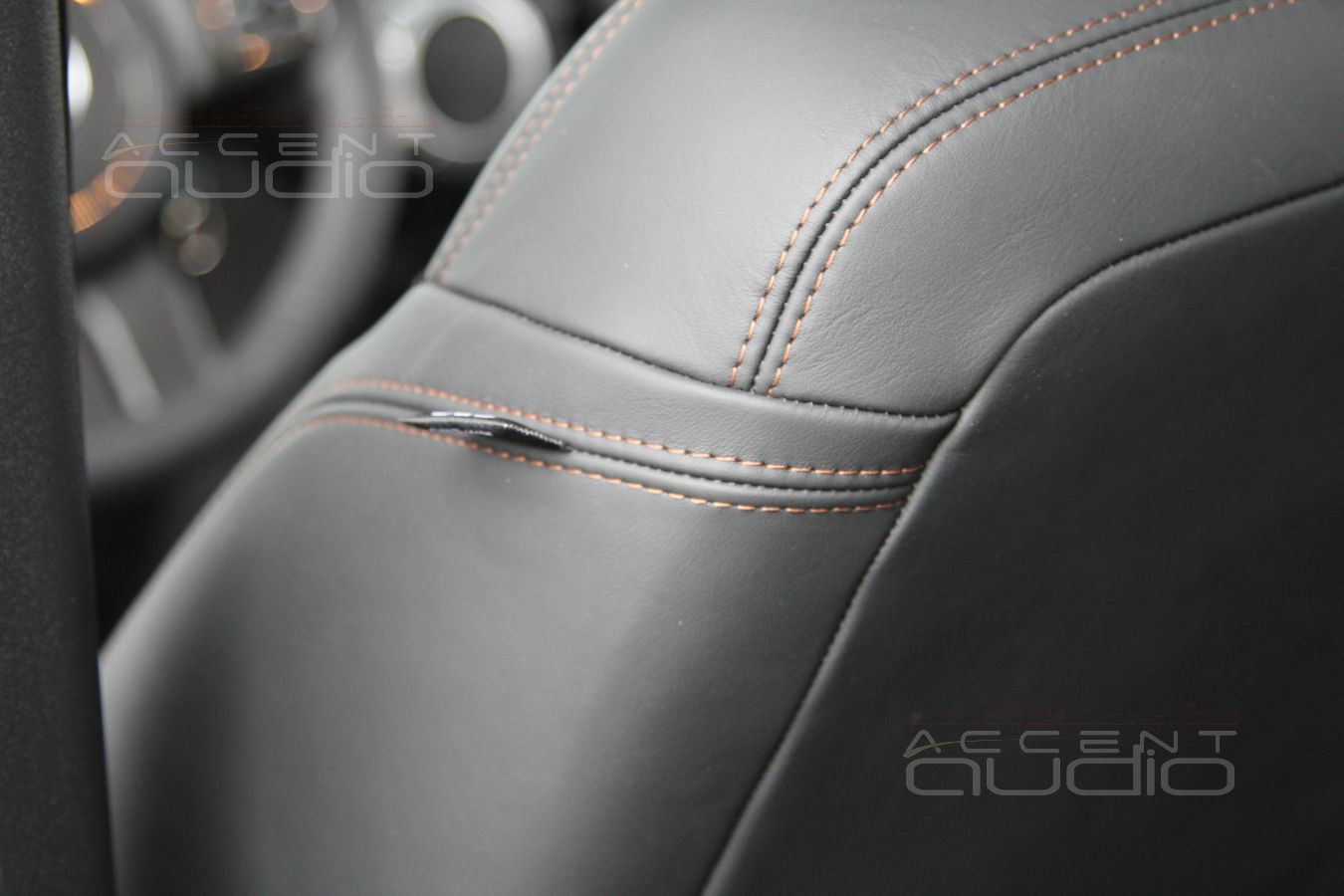 Эксклюзивный кожаный салон Jeep Wrangler