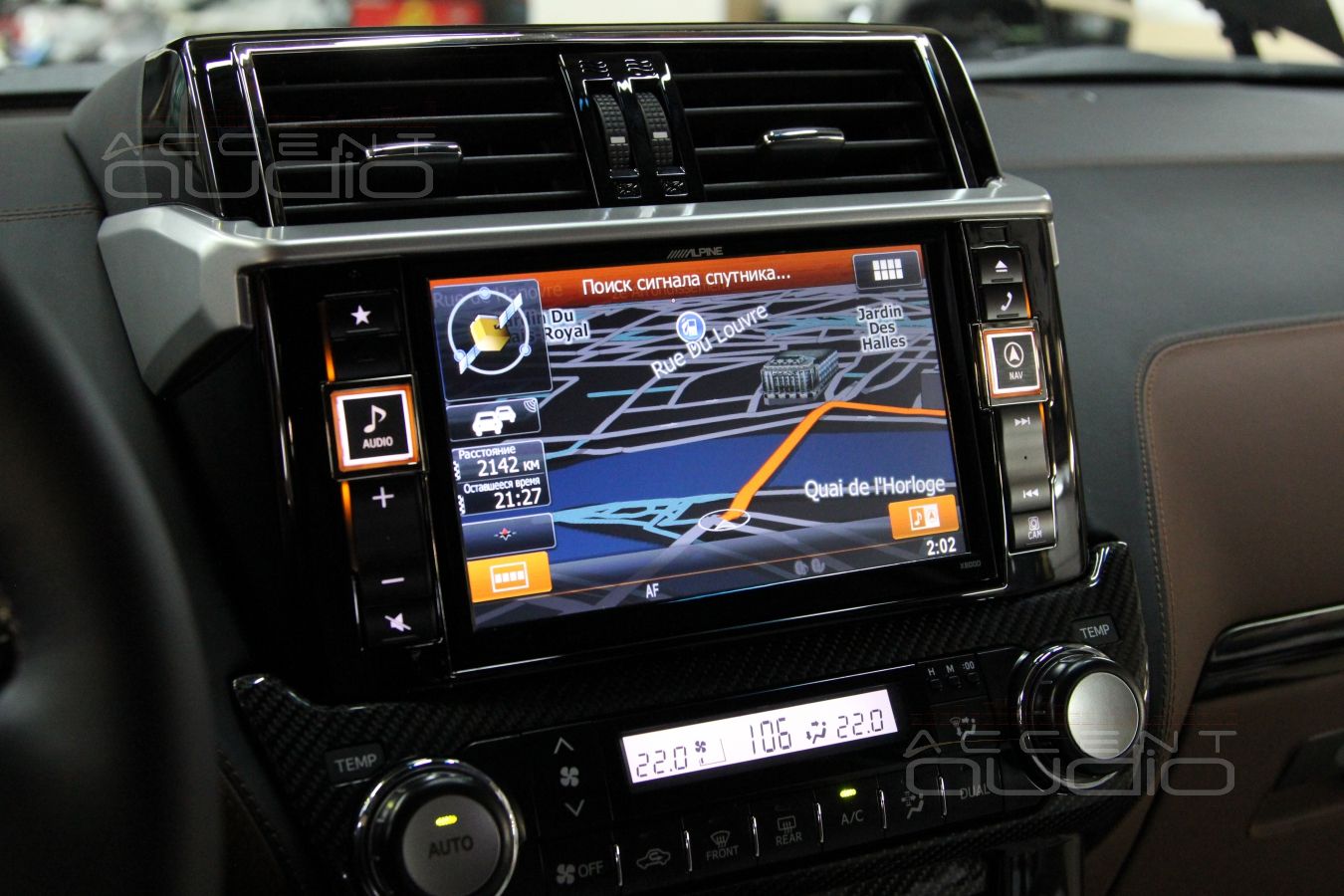 Новый Toyota Prado 150 + новый Alpine X800D = все работает…