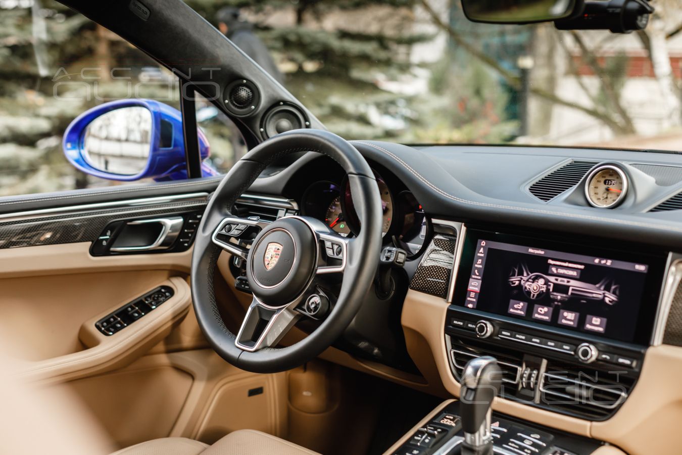 Какой должна быть аудиосистема в Porsche ?